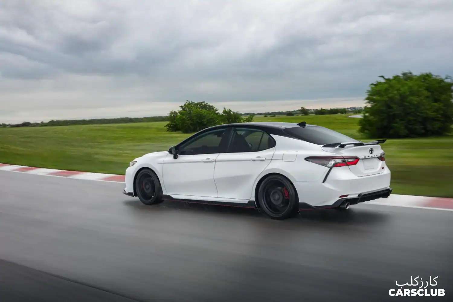 2024 Toyota Camry Hybrid: Electrifying the Future of Driving