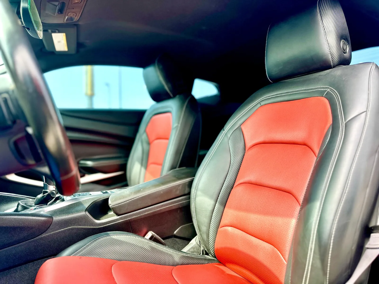 2018 Chevrolet Camaro photo 4