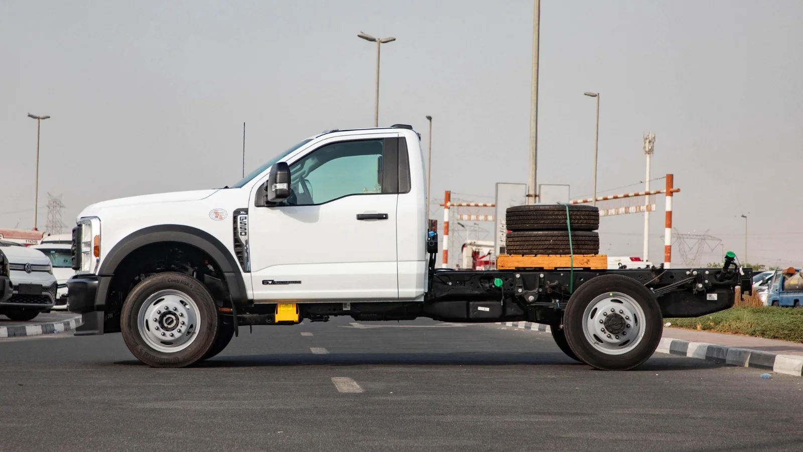 2024 Ford F-150 photo 2