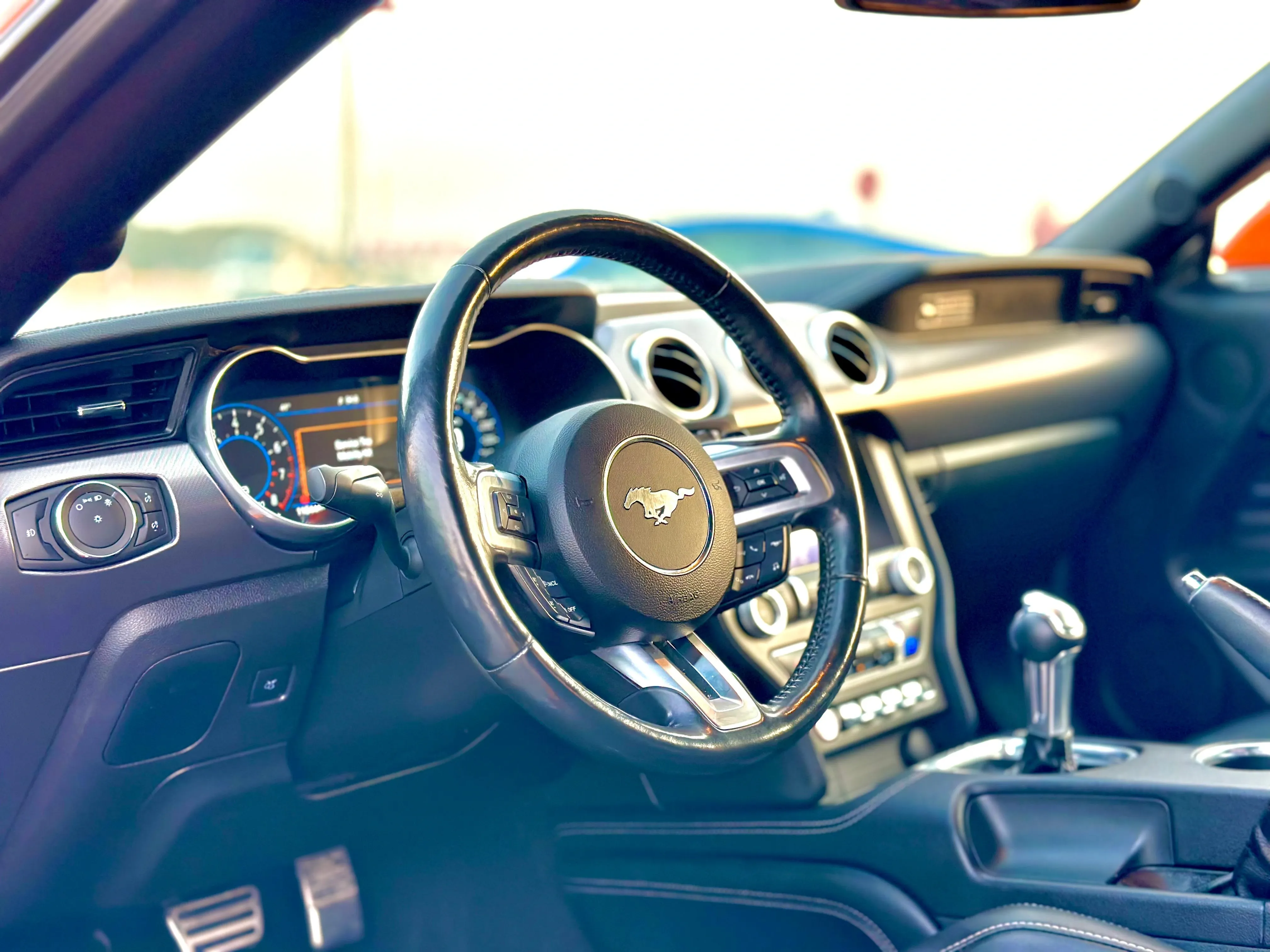 2020 Ford Mustang photo 4