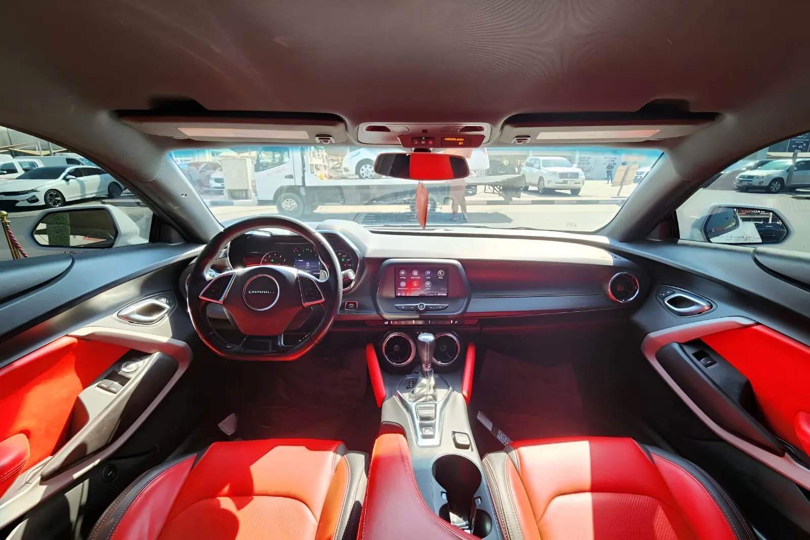 2020 Chevrolet Camaro photo 3
