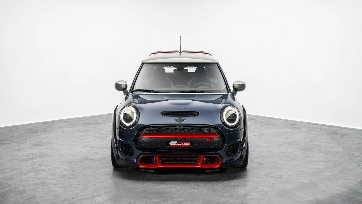 2021 MINI Cooper photo 2