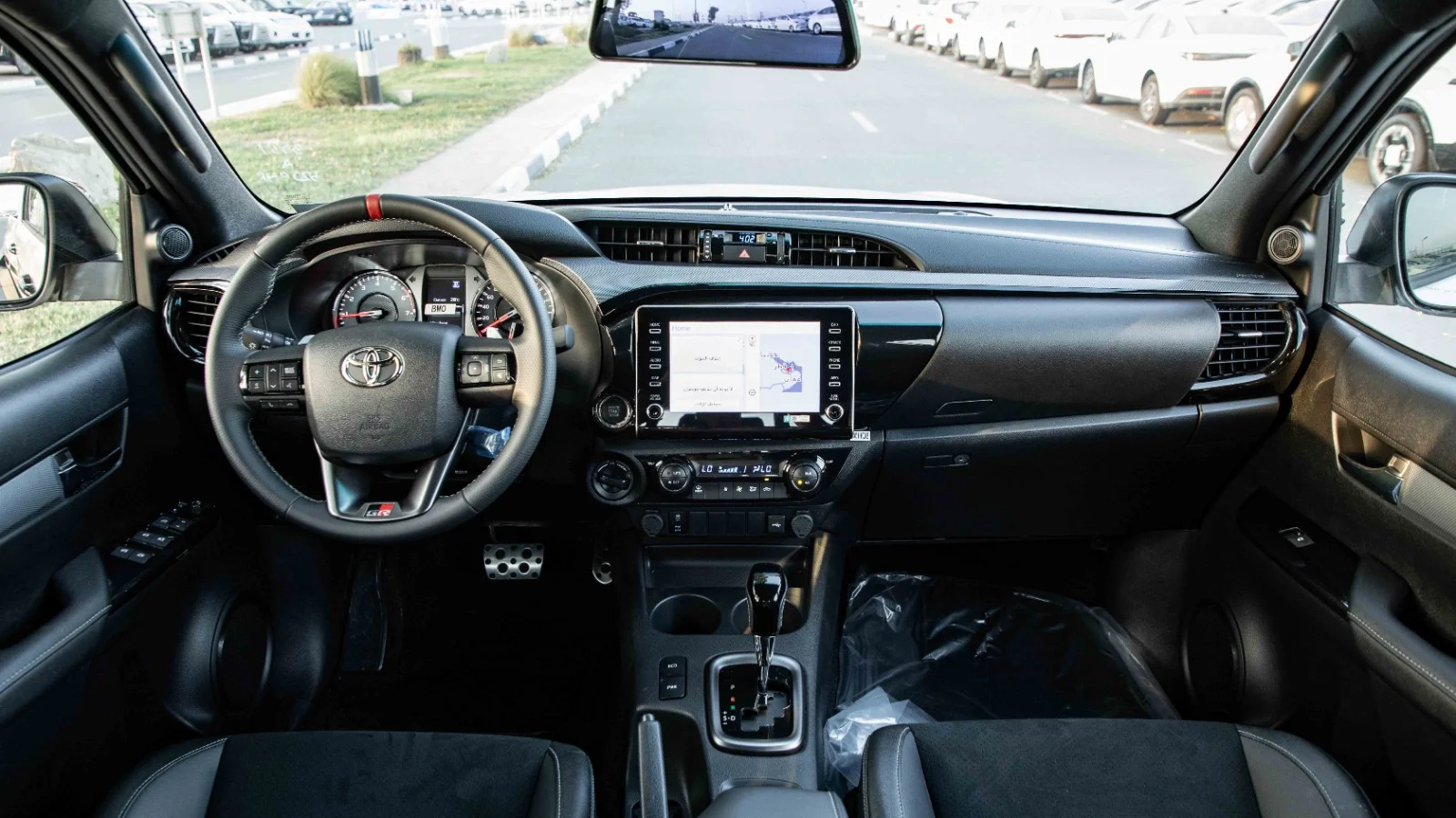 2026 Toyota Hilux photo 3
