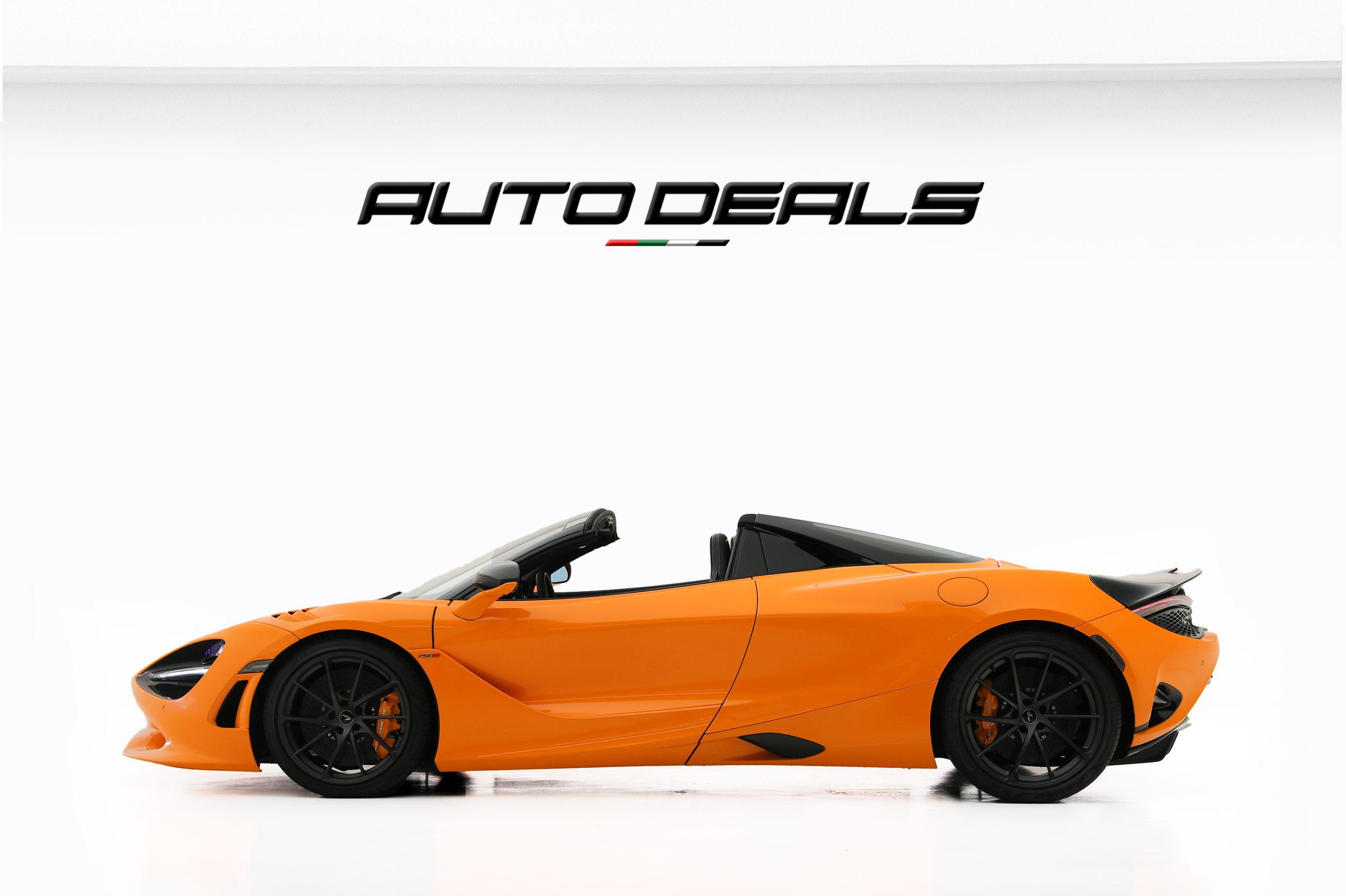 2026 McLaren 750S Spider photo 2