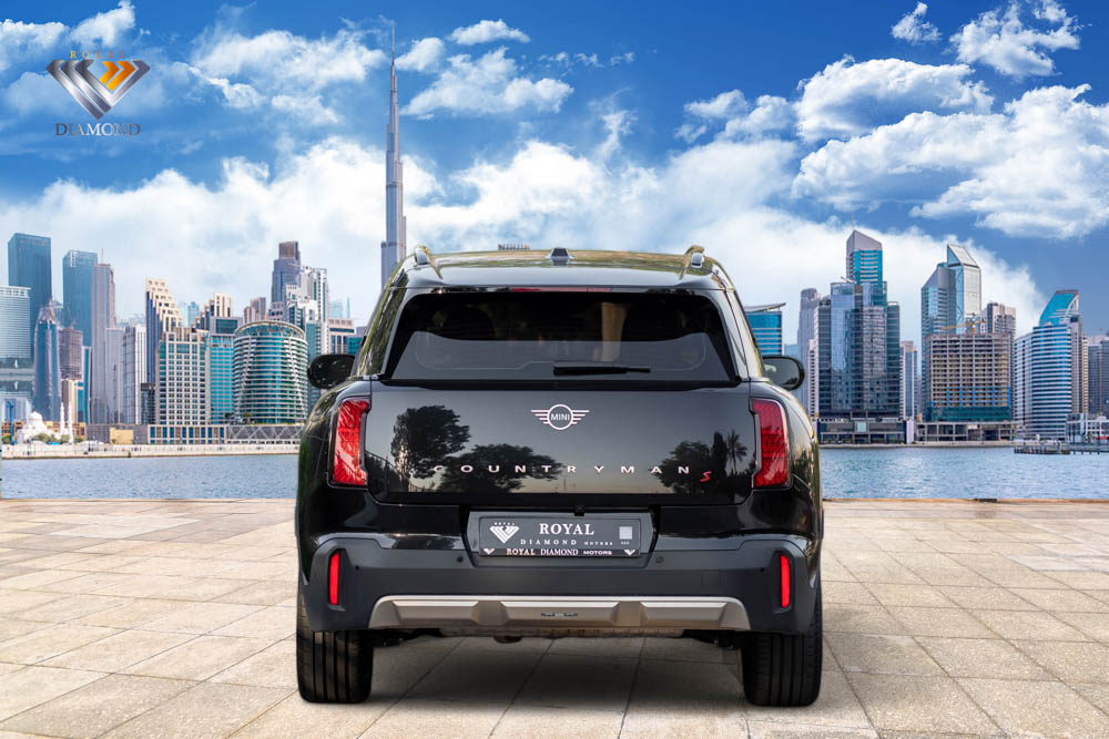 2025 MINI Cooper photo 3