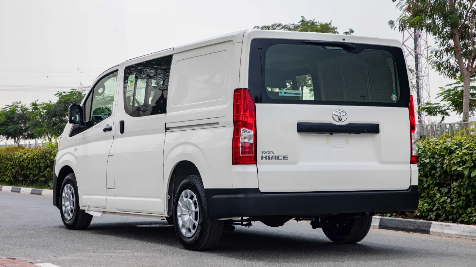 2026 Toyota Hiace photo 5