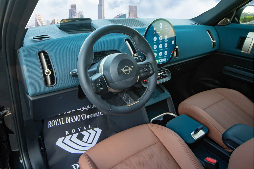 2025 MINI Cooper photo 4