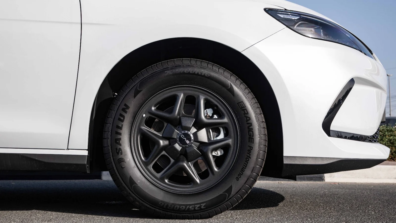 2025 BYD Seal U photo 3