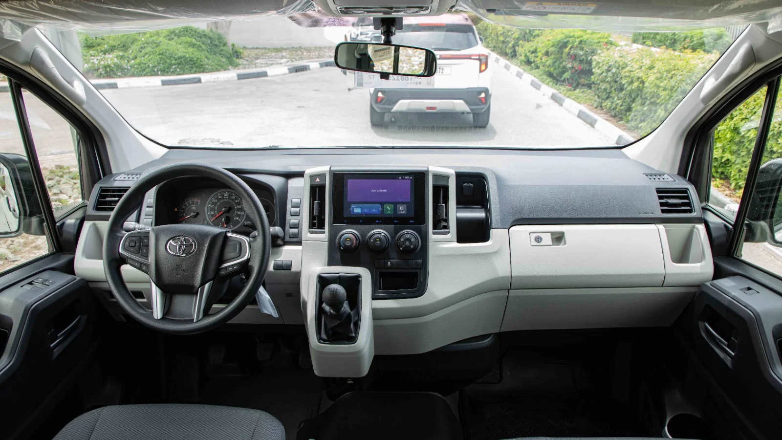 2026 Toyota Hiace photo 3