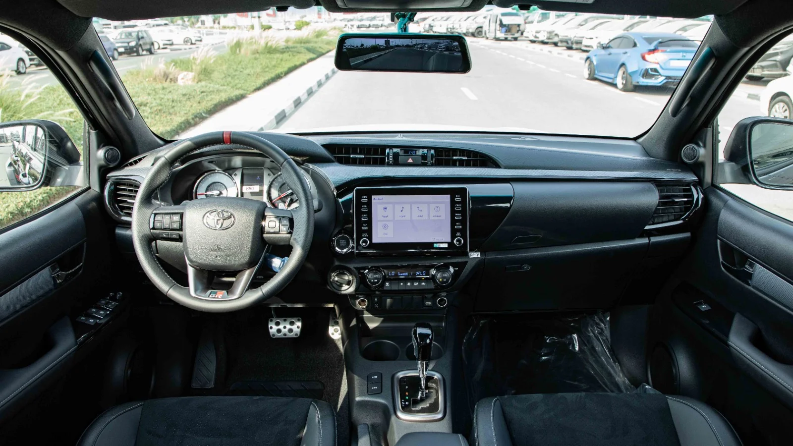 2026 Toyota Hilux photo 3