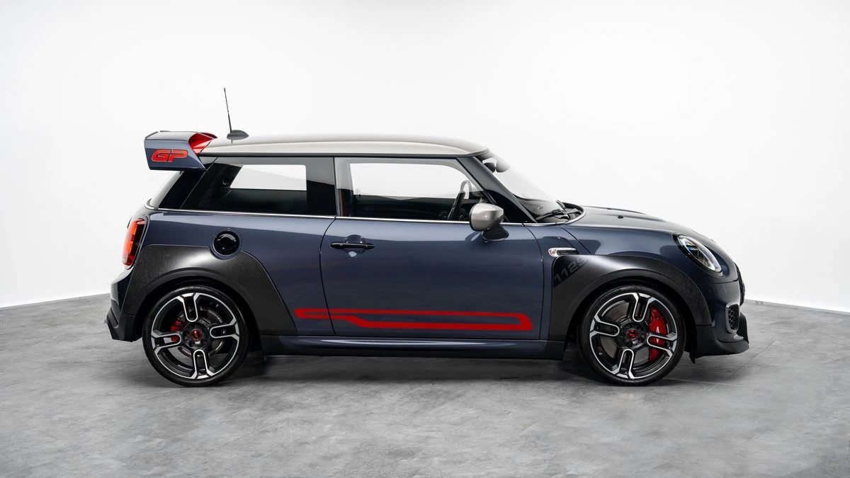 2021 MINI Cooper photo 4