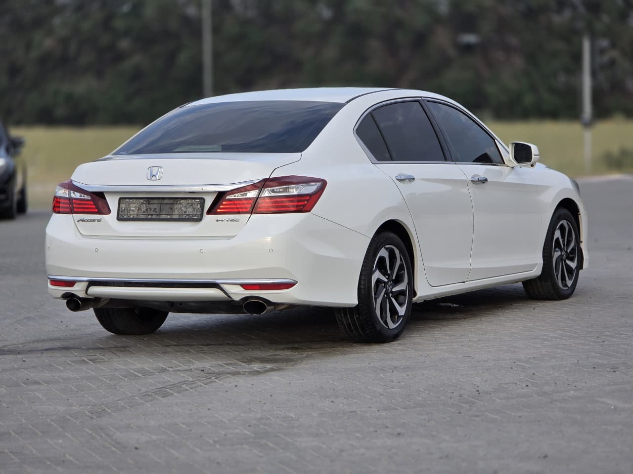 2017 Honda Accord photo 3