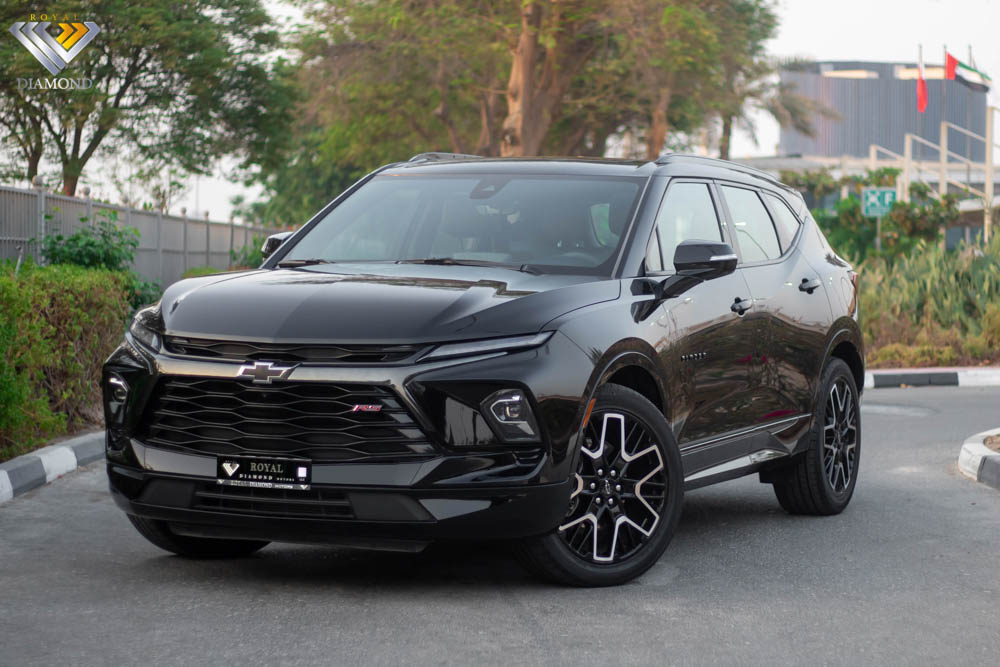 2023 Chevrolet Blazer photo 2