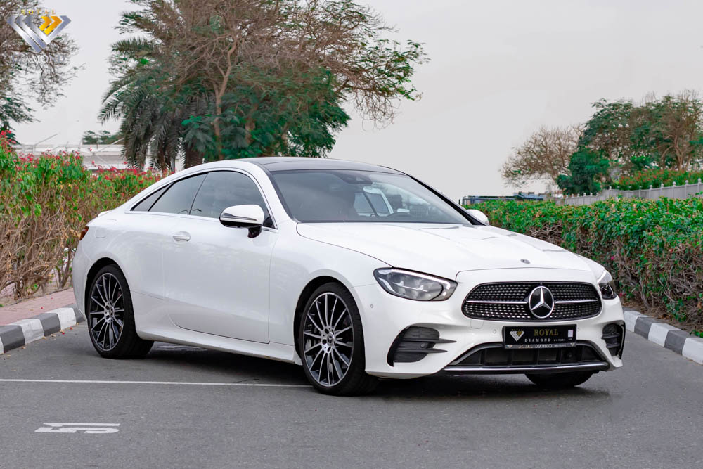 2023 Mercedes-Benz E200 photo 2
