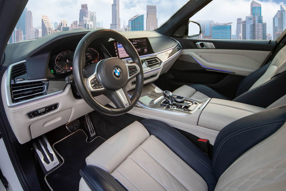 2020 BMW X7 photo 3