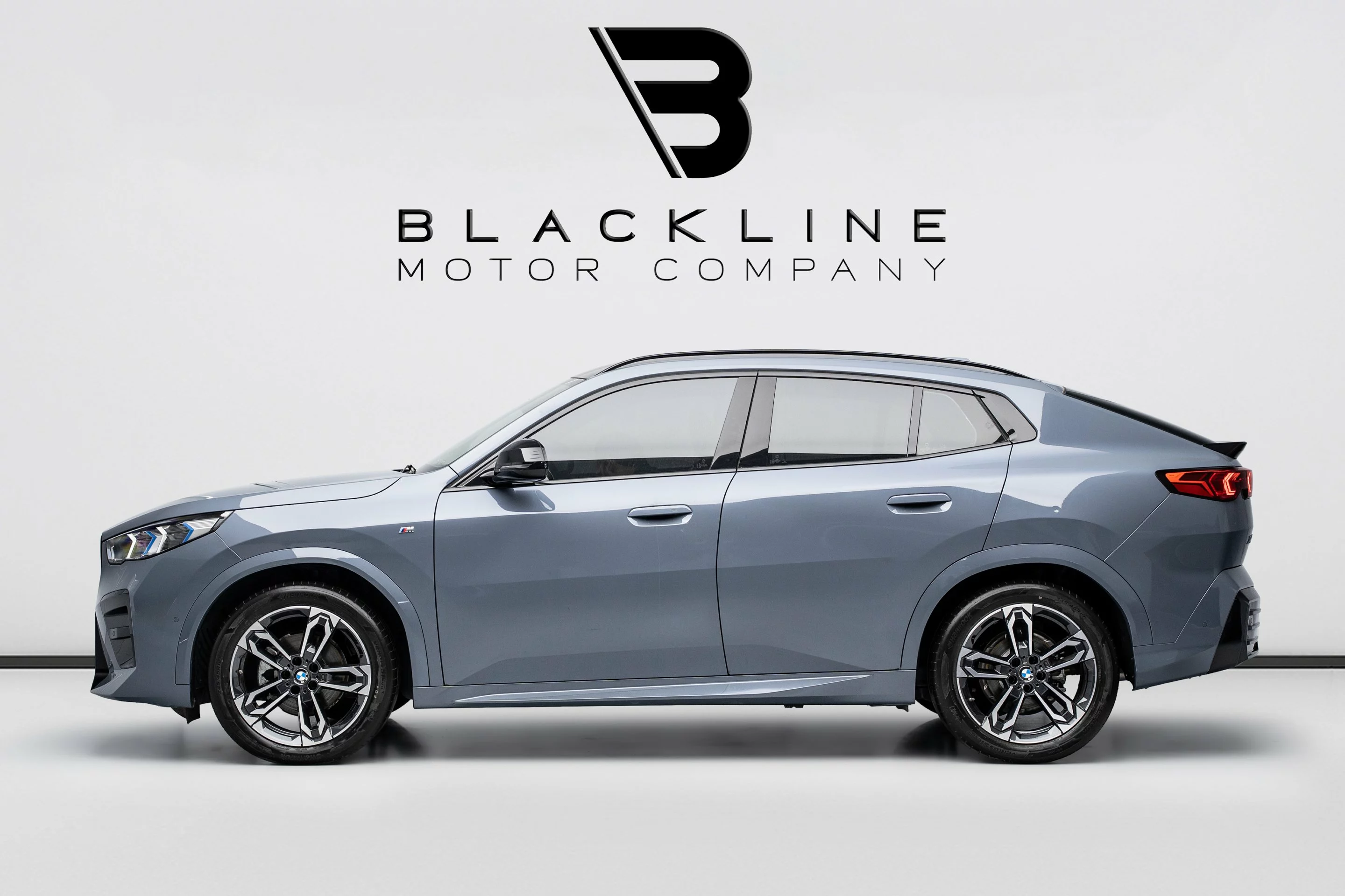 2025 BMW X2 photo 3