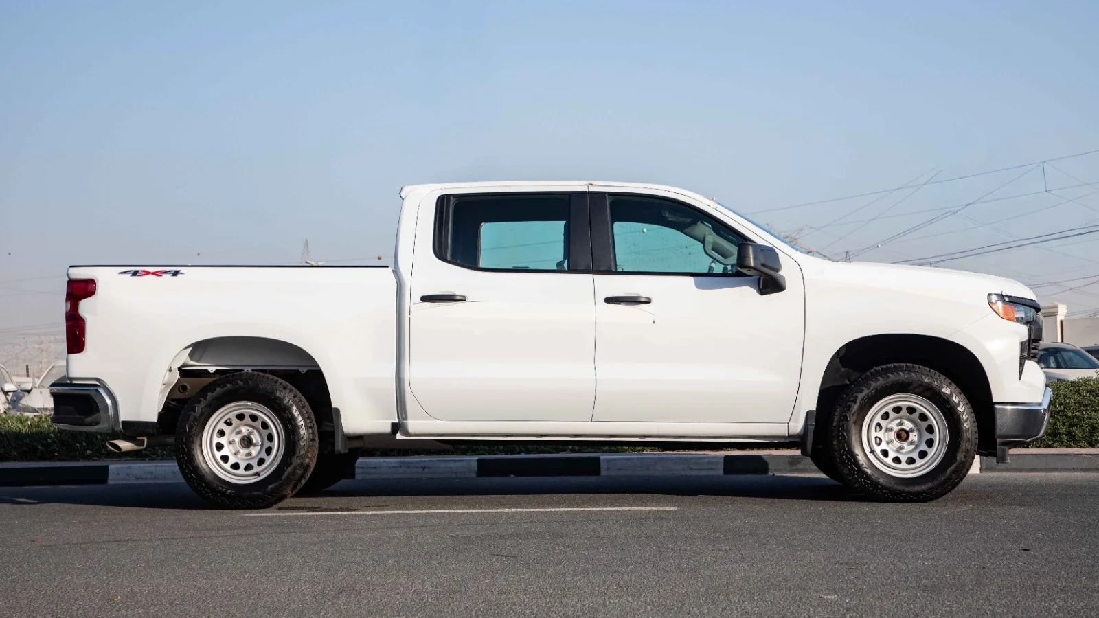 2025 Chevrolet Silverado photo 3