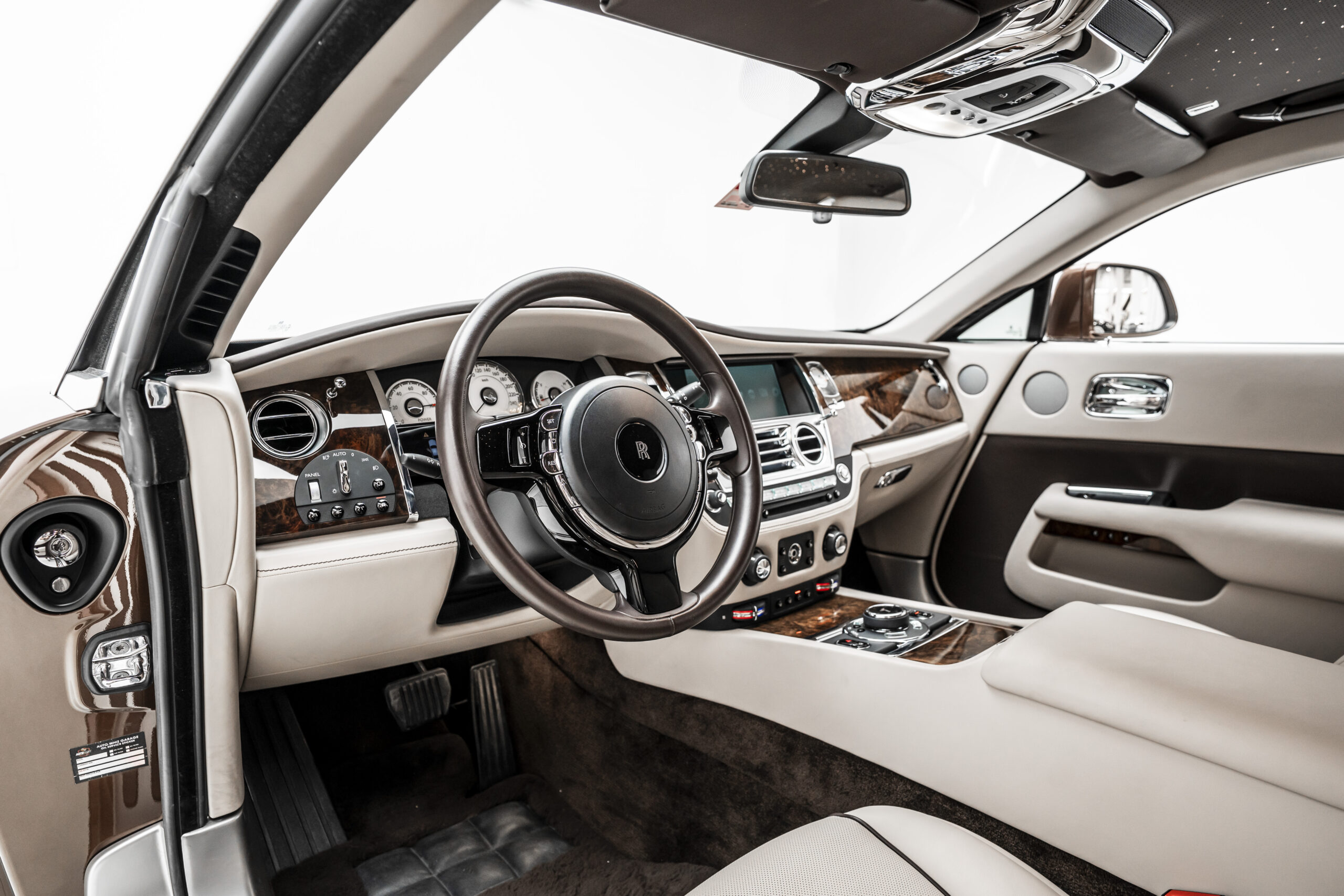 2016 Rolls-Royce Wraith photo 3