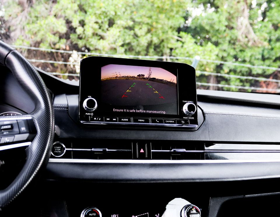 2023 Mitsubishi Outlander photo 5