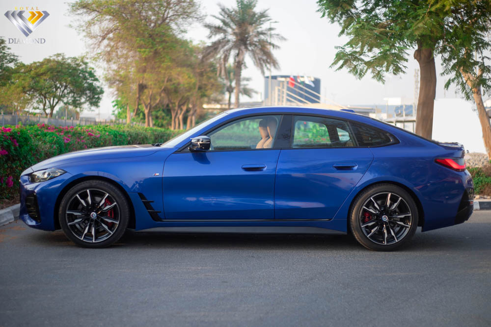 2022 BMW M440i photo 2