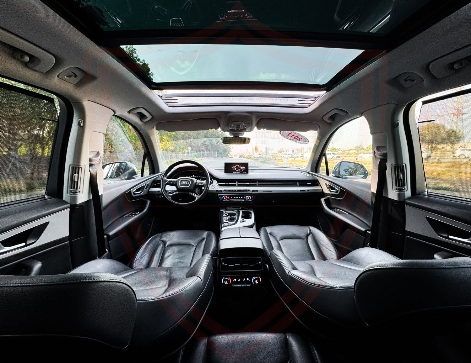 2017 Audi Q7 photo 2