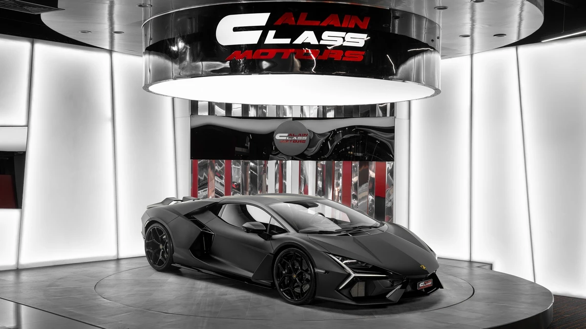 2025 Lamborghini Revuelto – Nero Nemesis
