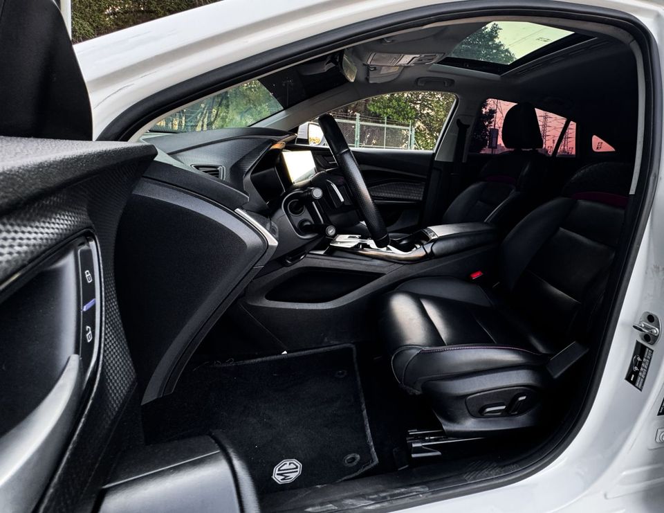 2023 MG GT photo 4
