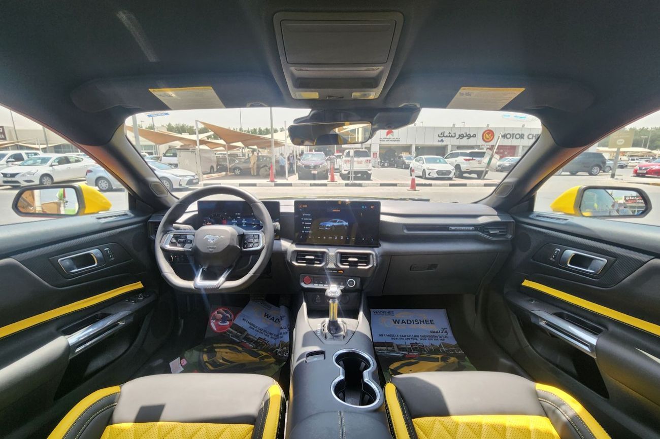 2024 Ford Mustang photo 4