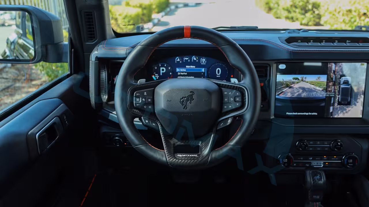 2025 Ford Bronco photo 5