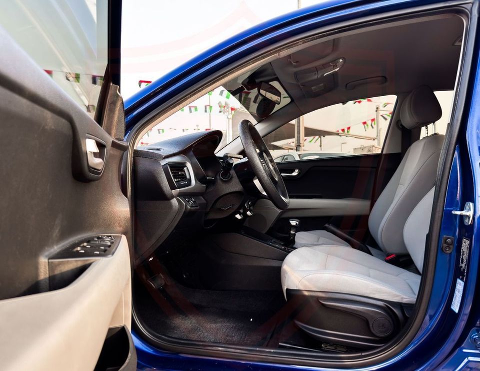2020 Kia Rio photo 4