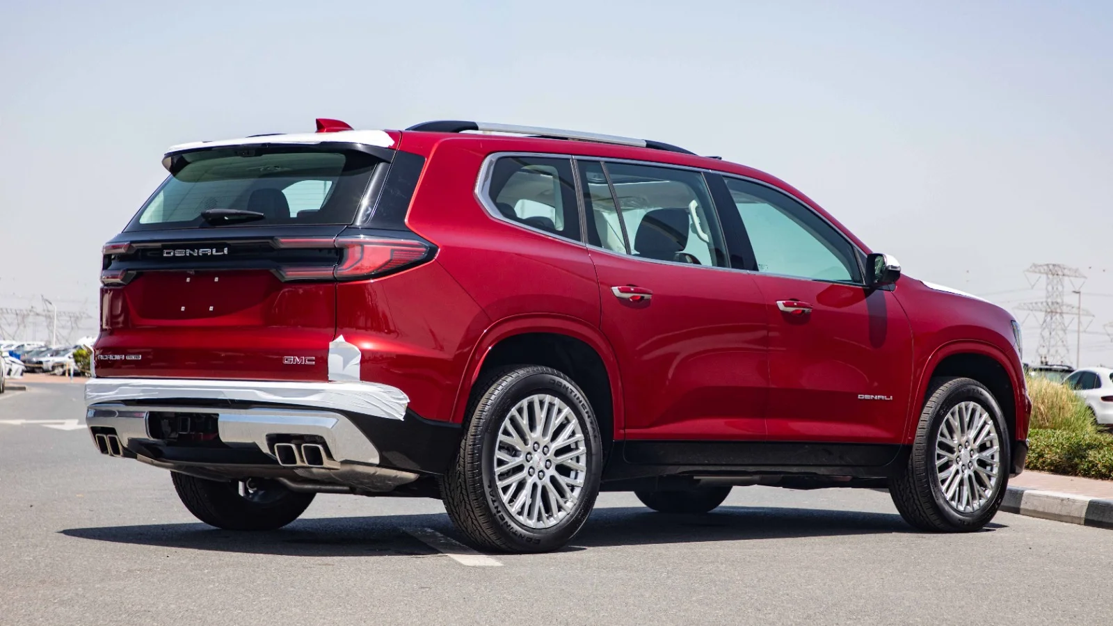 2024 GMC Acadia Denali photo 5