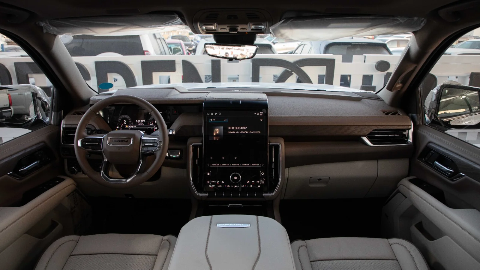 2025 GMC Yukon photo 3