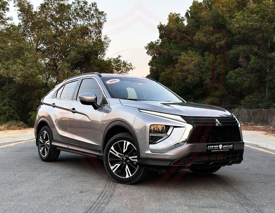 2022 Mitsubishi Eclipse Cross photo 3
