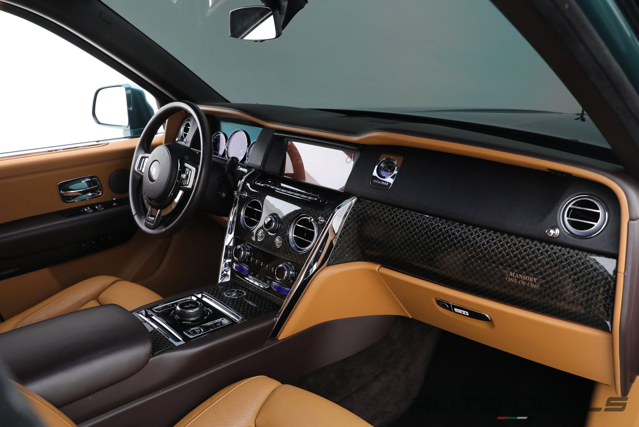 2020 Rolls-Royce Cullinan photo 3