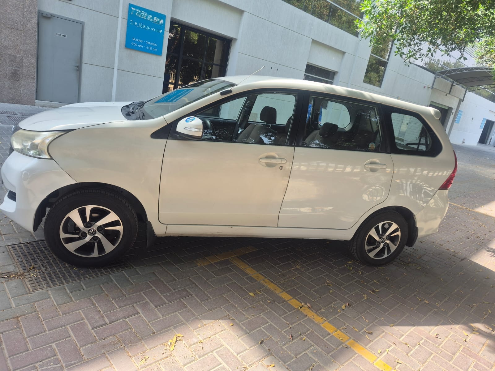 2016 Toyota Avanza photo 4