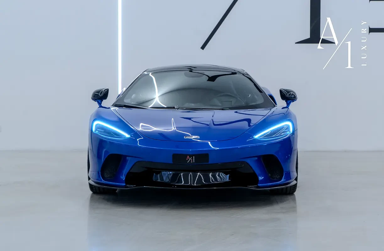 2023 McLaren GT photo 2