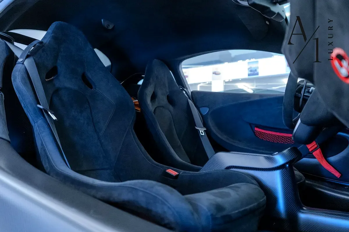 2020 McLaren 620R photo 4