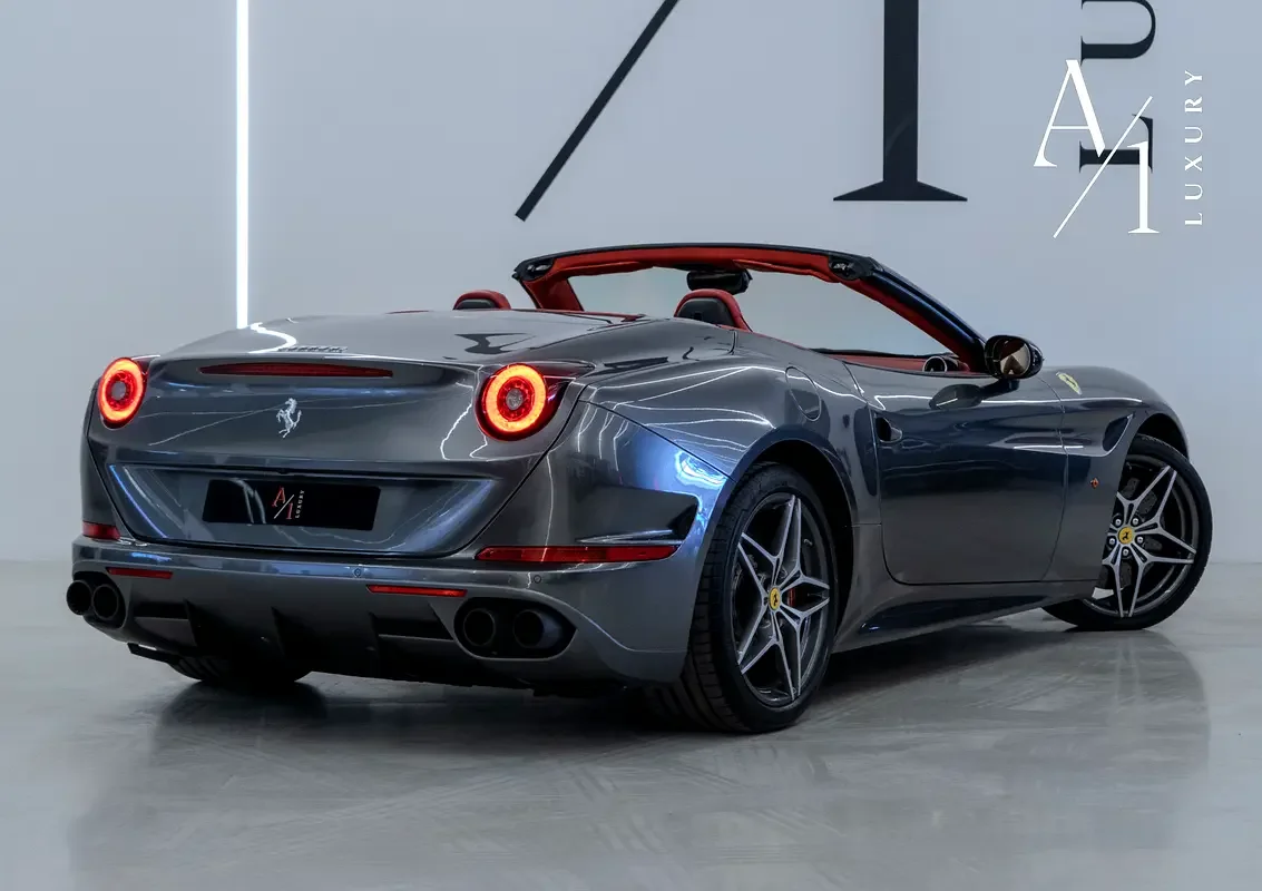 2016 Ferrari California photo 5
