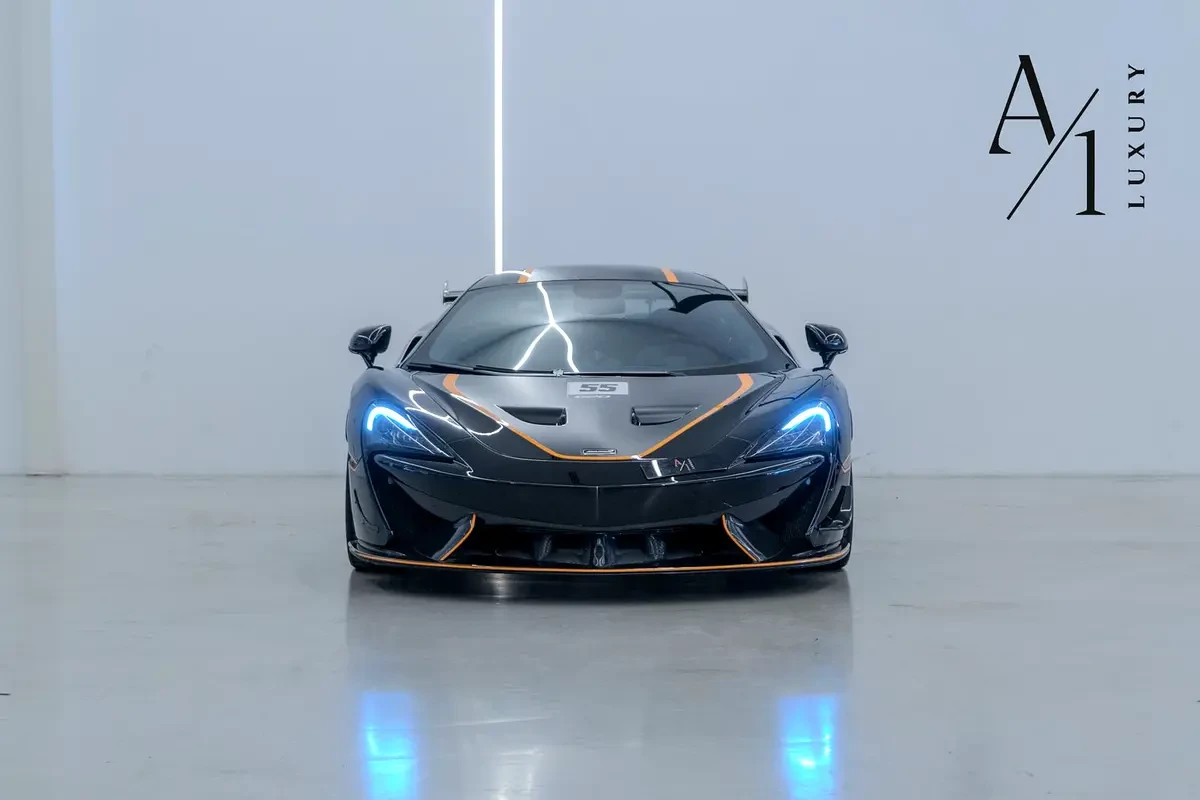2020 McLaren 620R photo 2