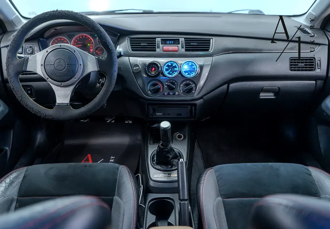 2026 Mitsubishi Evolution IX MR  photo 3