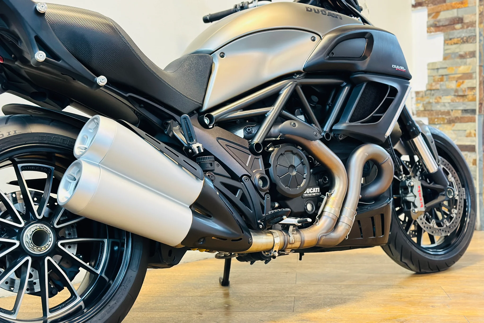 For Sale 2014 Ducati Diavel Strada photo 4