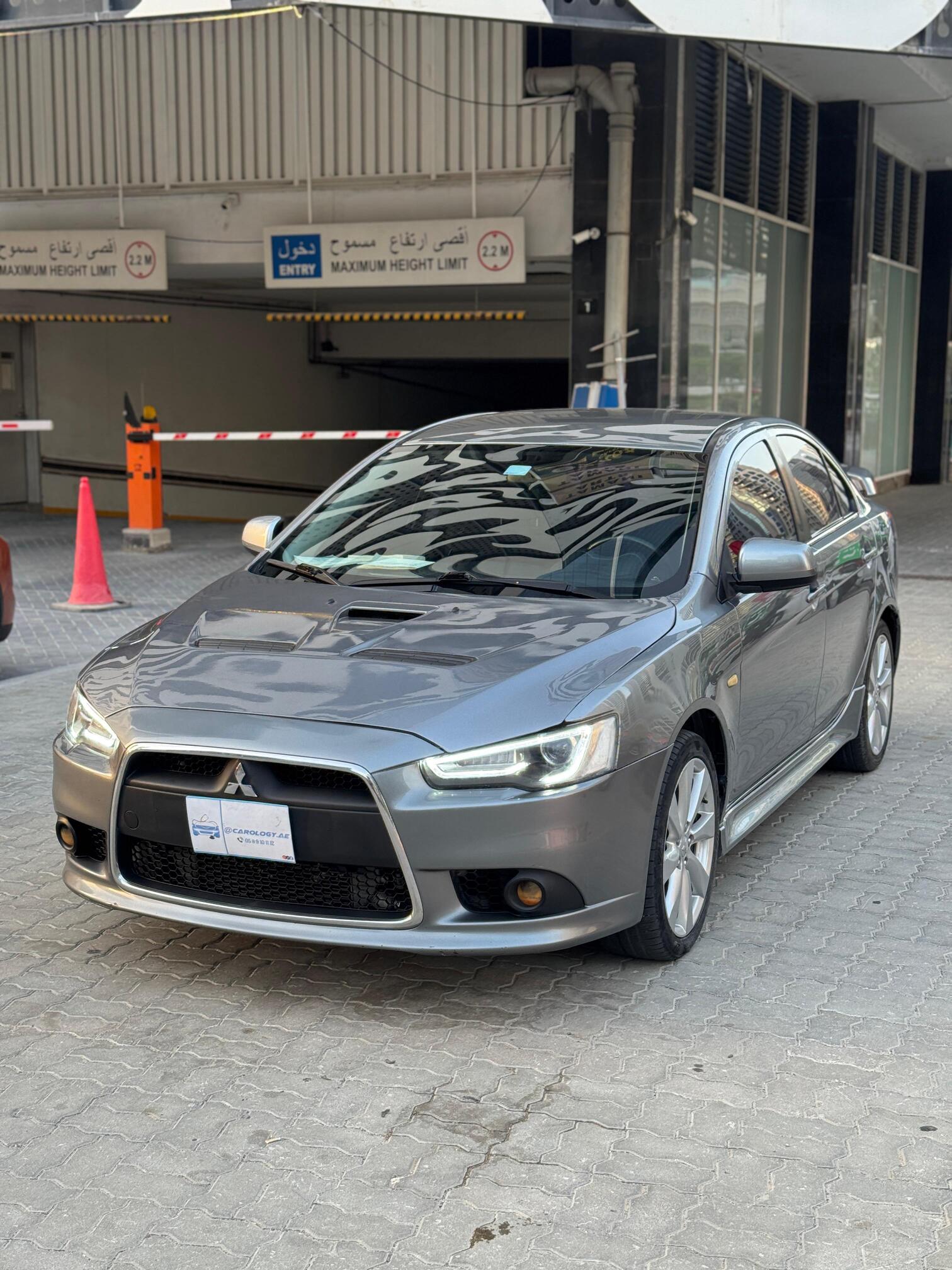 2014 Mitsubishi Lancer photo 2