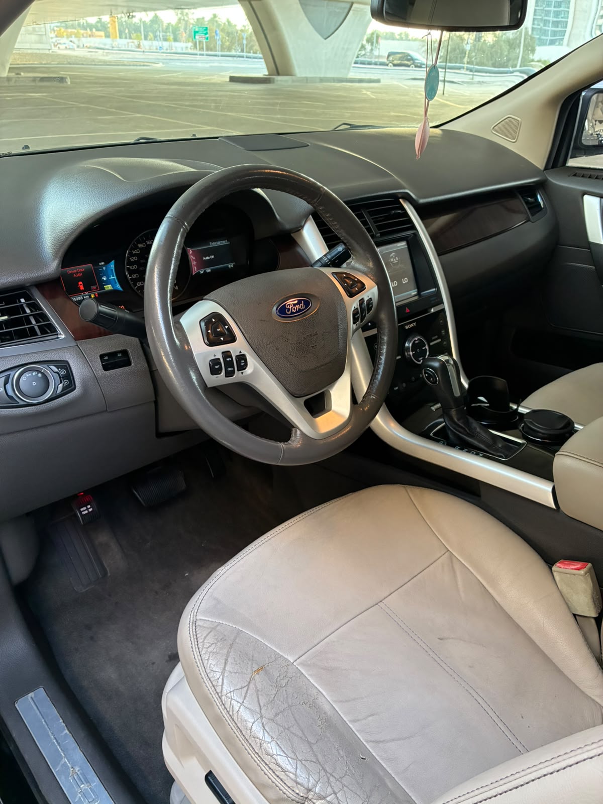 2012 Ford Edge photo 5