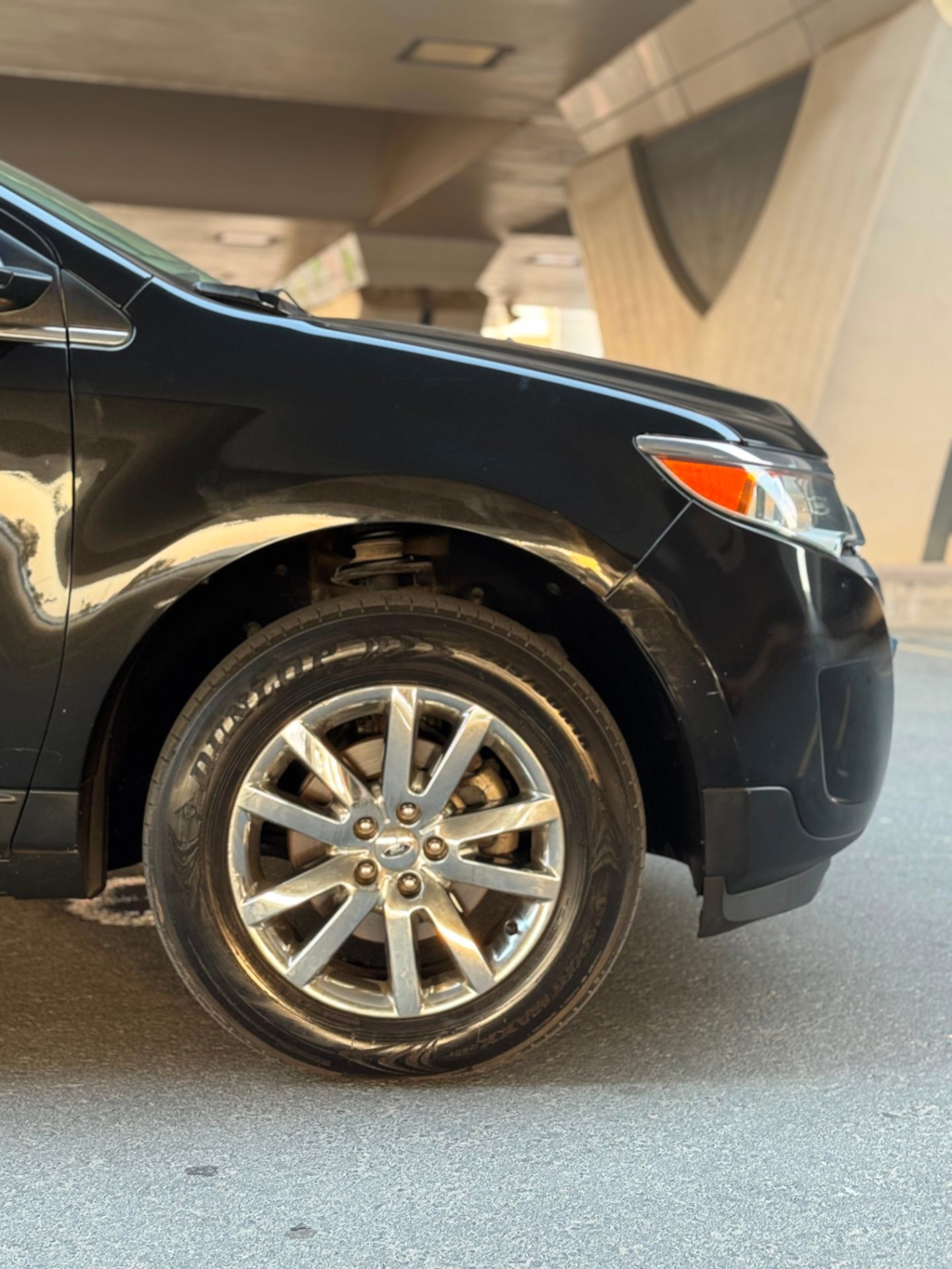 2012 Ford Edge photo 3