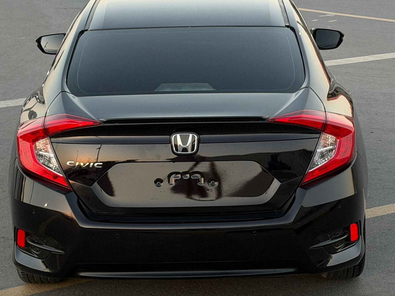 2018 Honda Civic photo 3