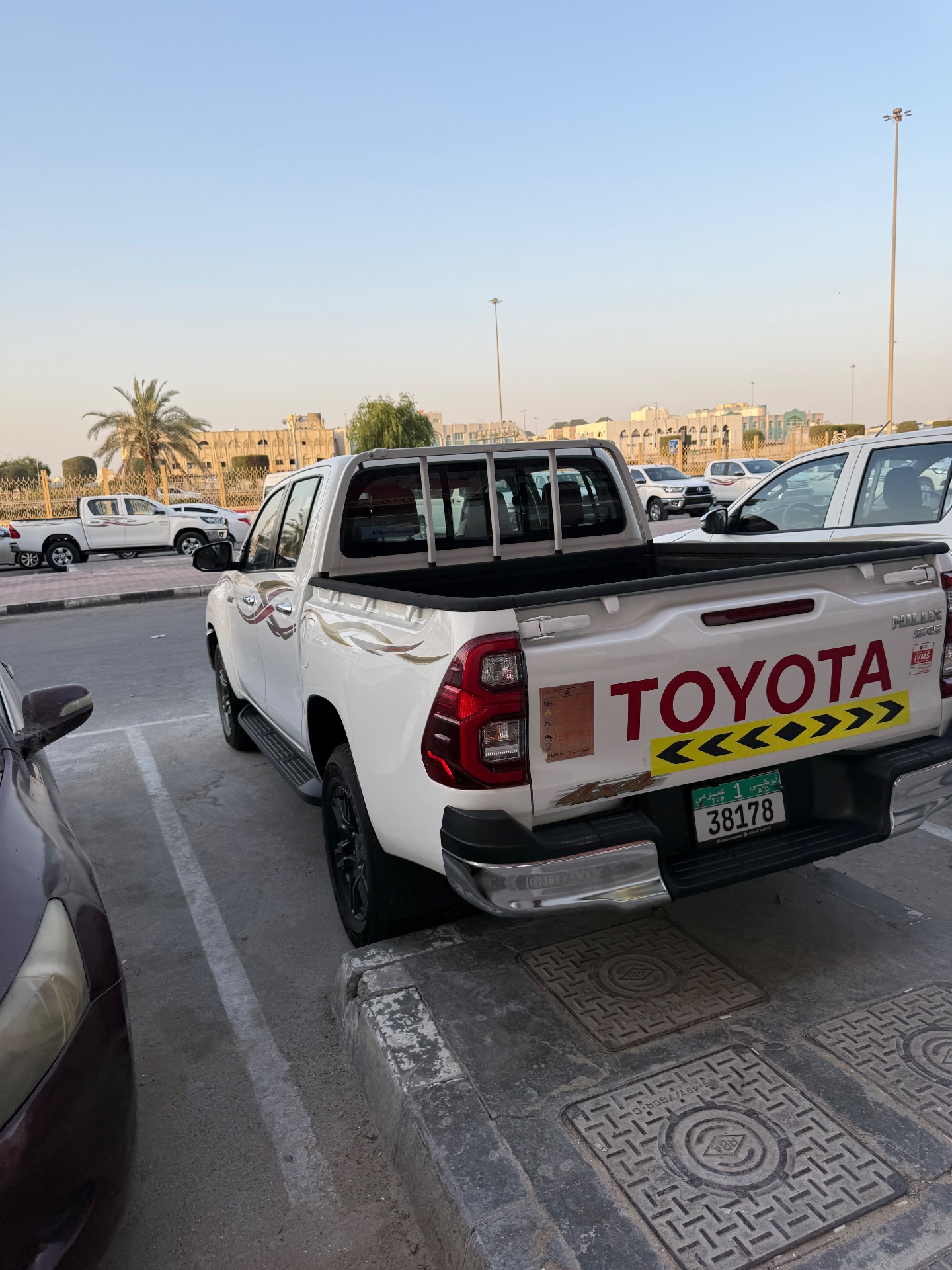 2019 Toyota Fortuner photo 2