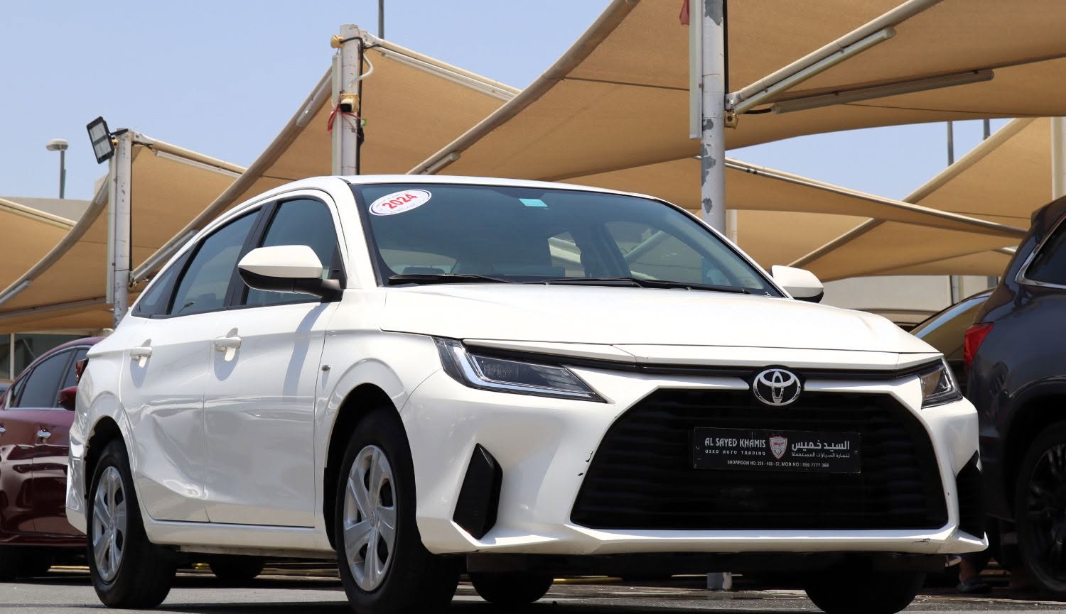 2024 Toyota Yaris photo 2