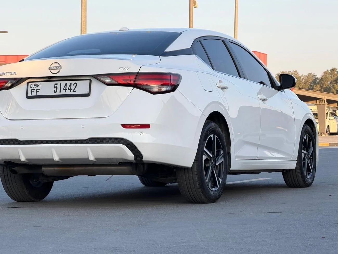 2025 Nissan Sentra photo 4