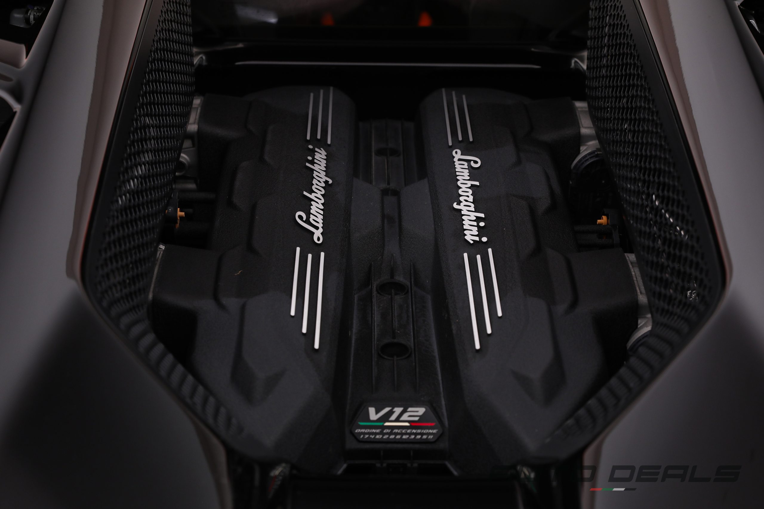 2024 Lamborghini Revuelto photo 5