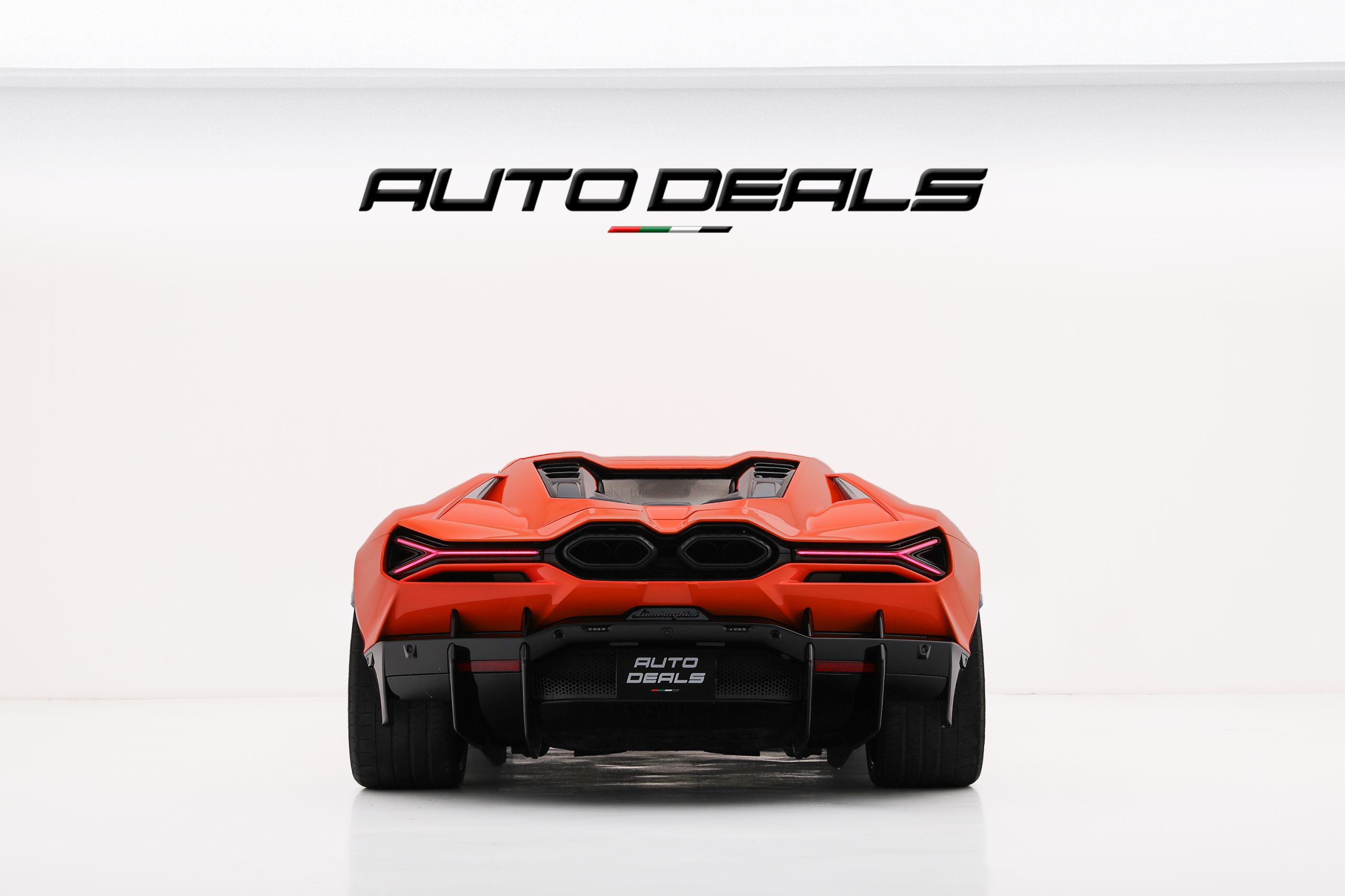 2024 Lamborghini Revuelto photo 3